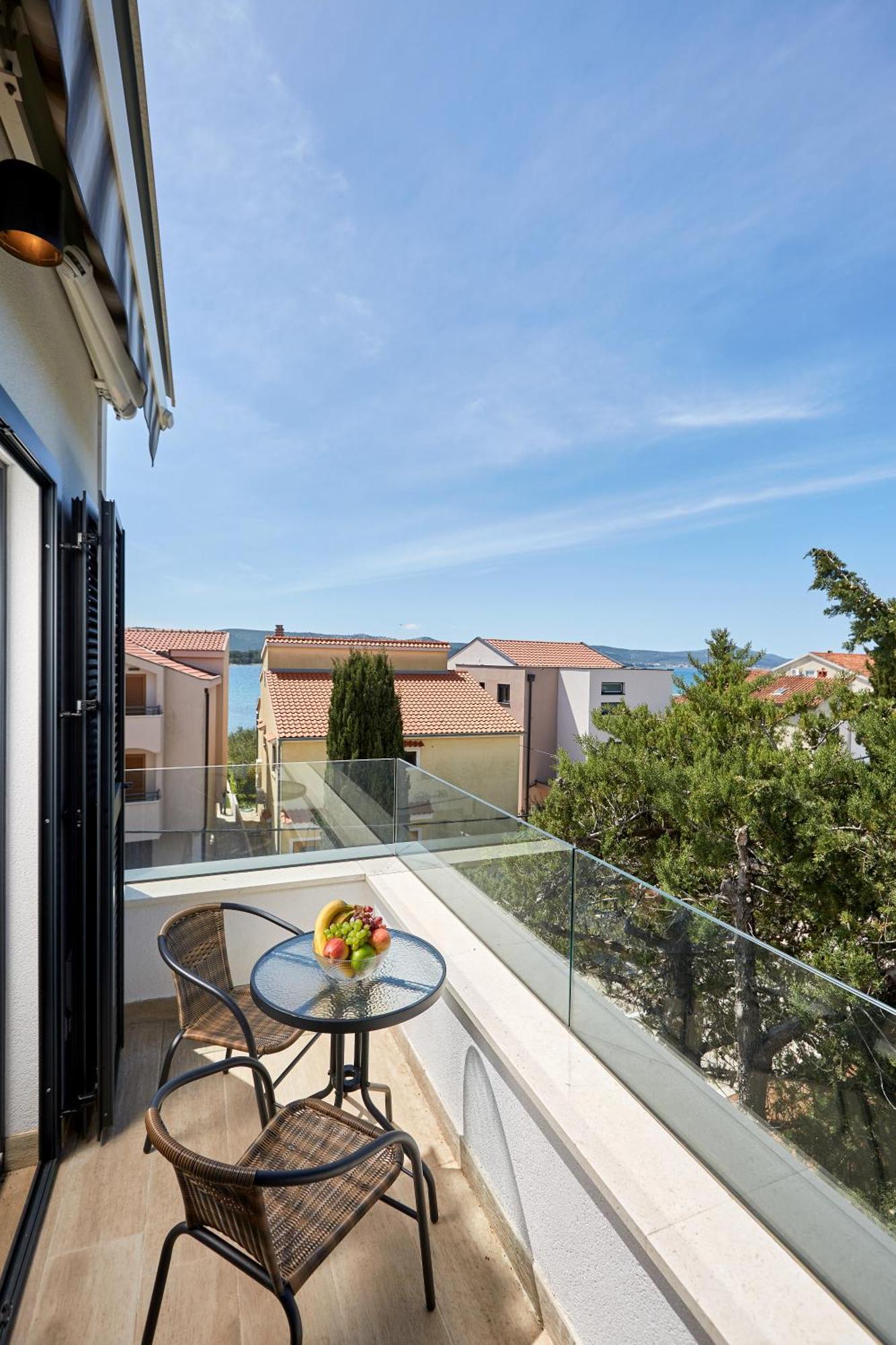Apartments Nika Turanj Rom bilde